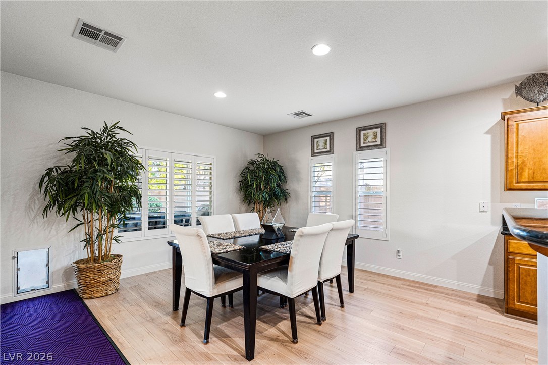 Photo 10 of 38, 5911 Hansford Ranch Avenue