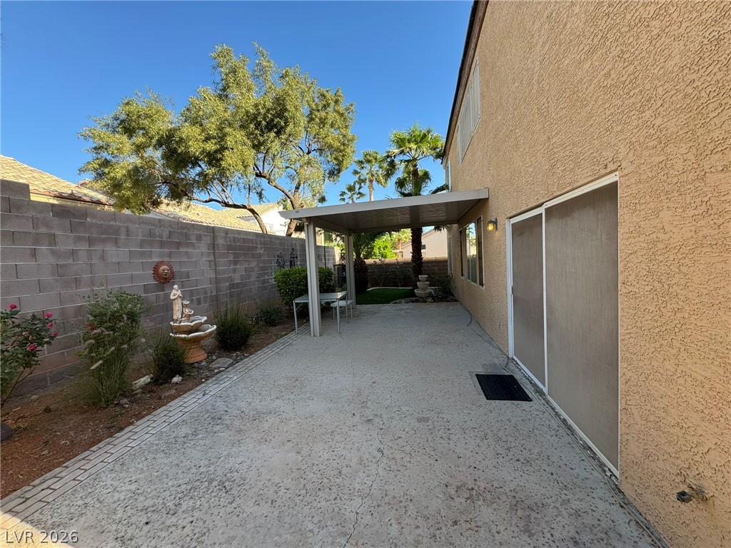 Photo 3 of 3437 Bedfordshire Place