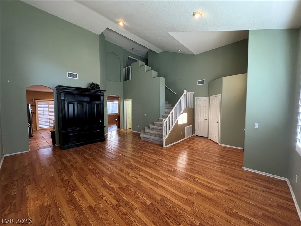 Photo 12 of 22, 3437 Bedfordshire Place
