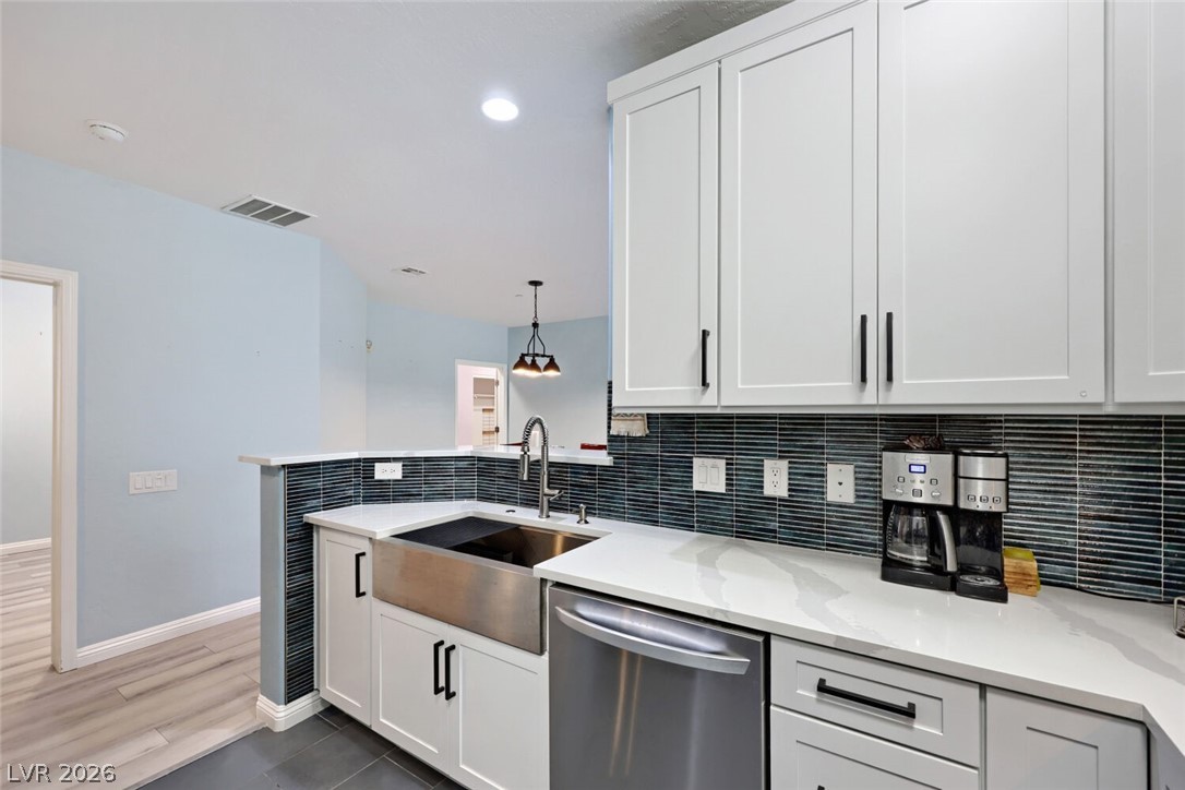Photo 18 of 53, 6868 Sky Pointe Drive #2064
