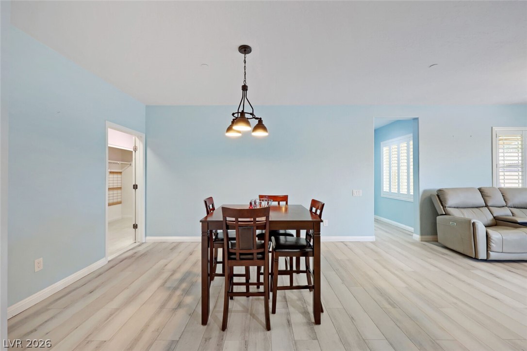 Photo 23 of 53, 6868 Sky Pointe Drive #2064