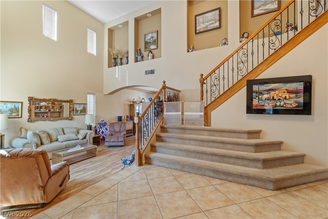 Photo 10 of 50, 874 Ashford Way