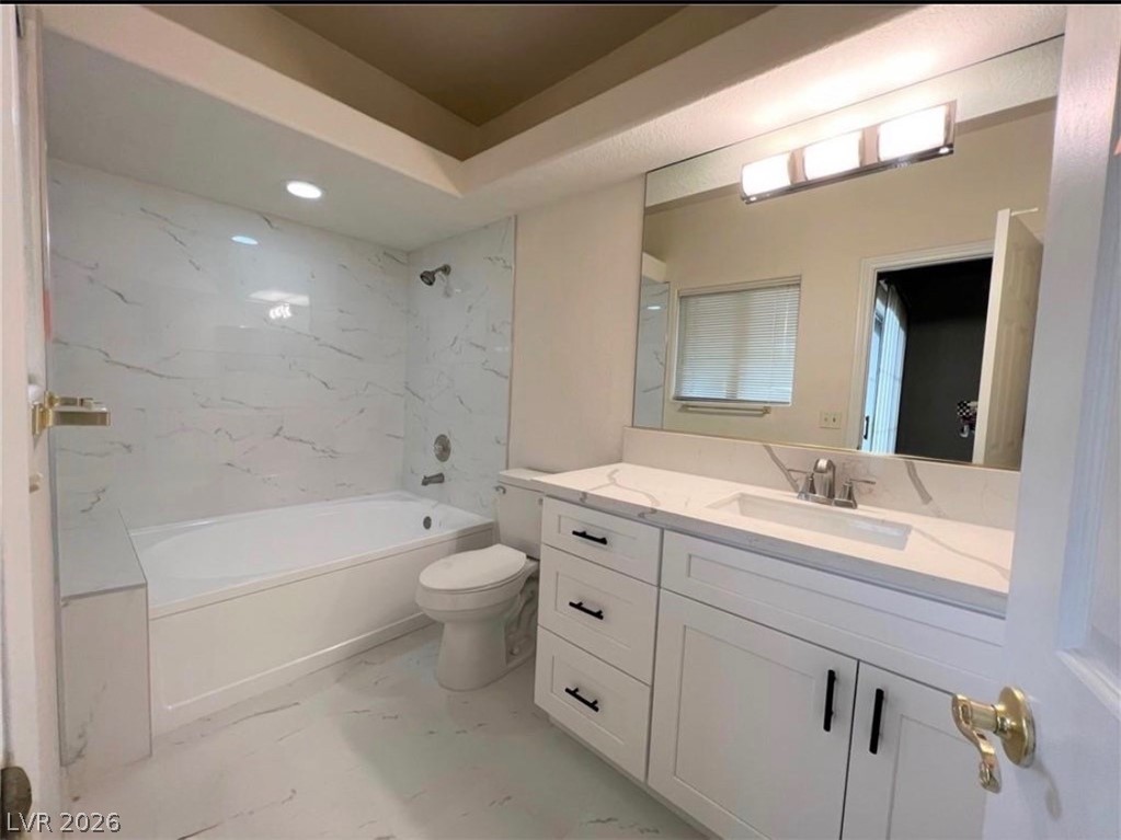 Photo 4 of 1407 Santa Margarita Street #D