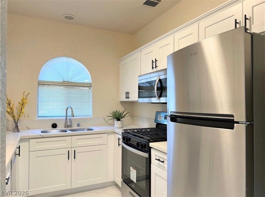Photo 5 of 1407 Santa Margarita Street #D