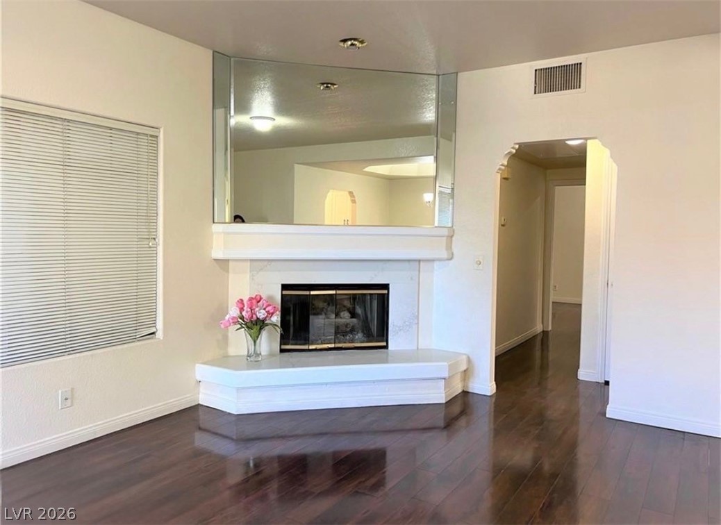 Photo 7 of 8, 1407 Santa Margarita Street #D