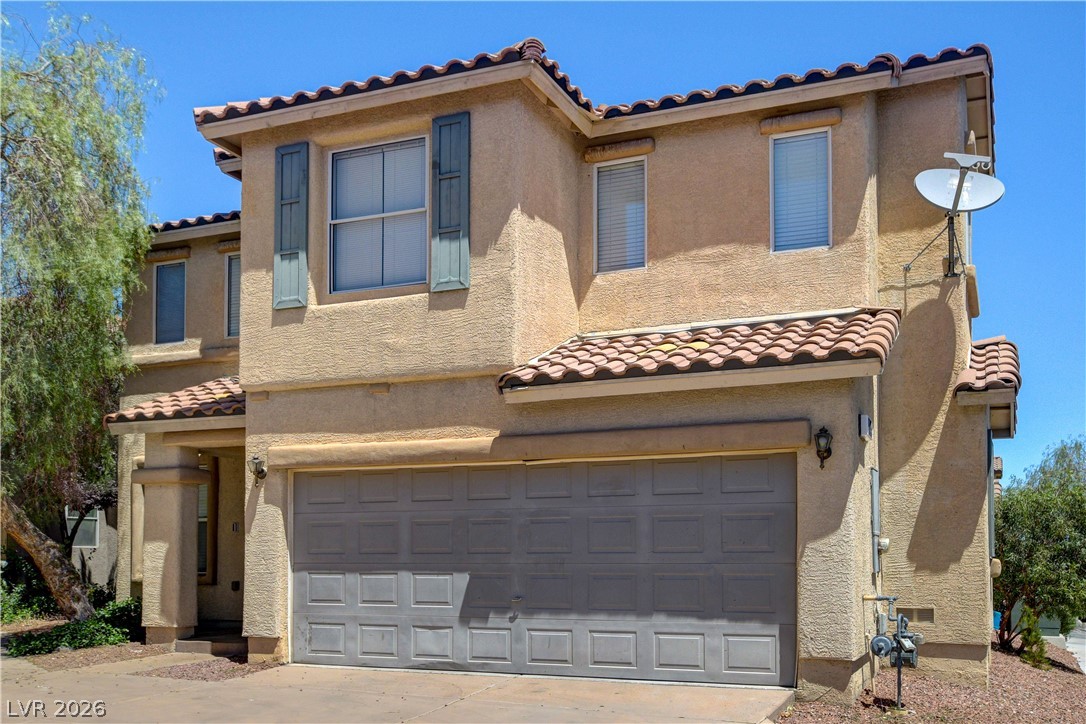 Photo 2 of 535 Albacate Street
