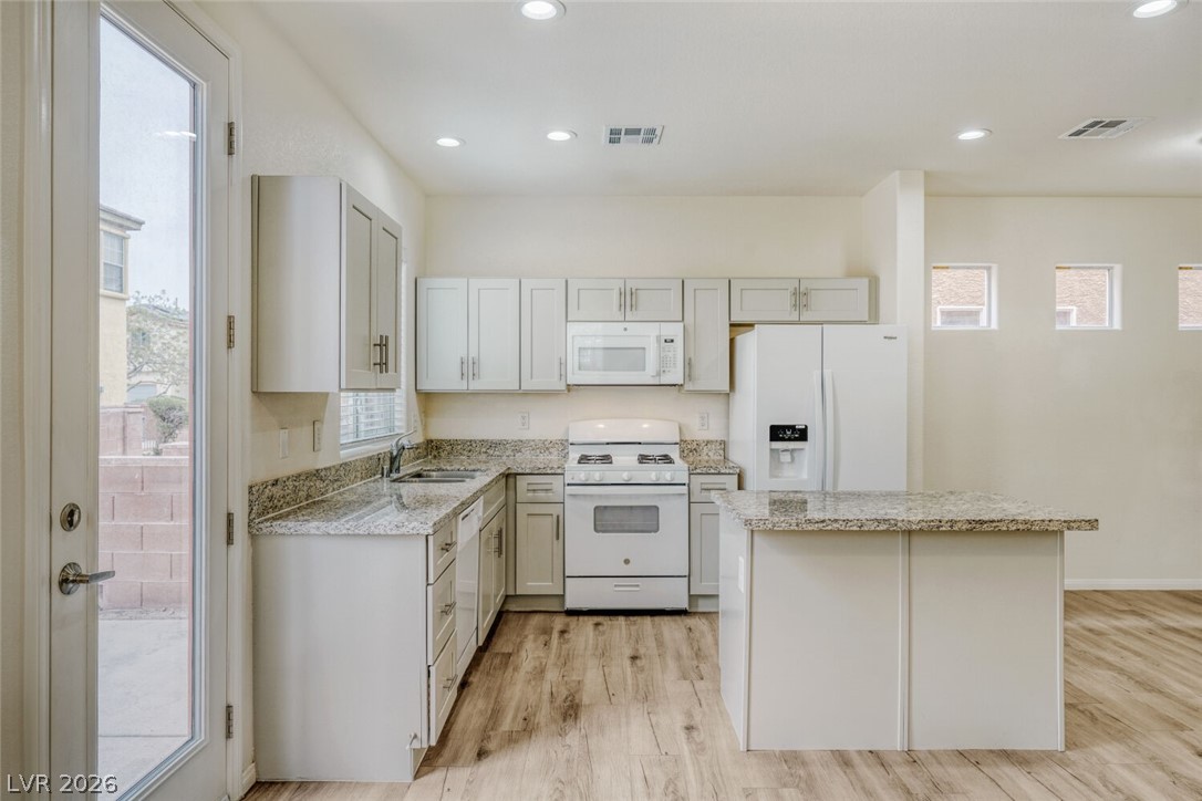 Photo 11 of 34, 8160 Herring Avenue