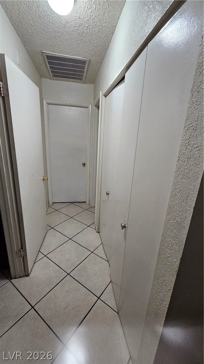 Photo 14 of 44, 4418 Pinegrove Street