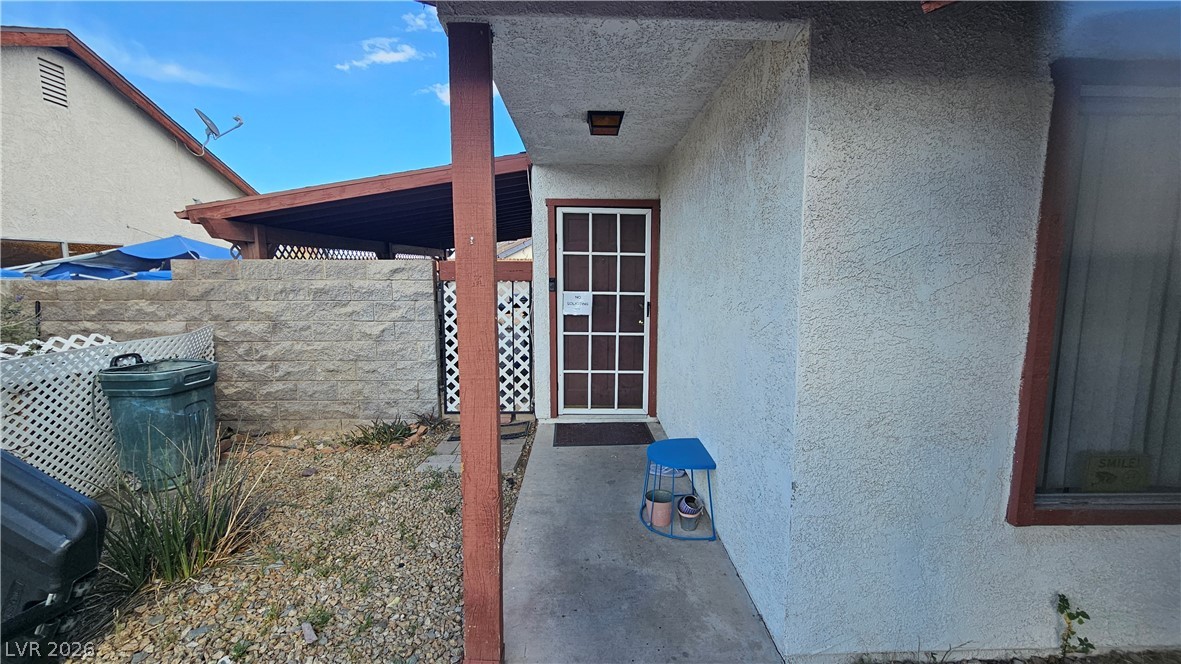 Photo 3 of 4418 Pinegrove Street