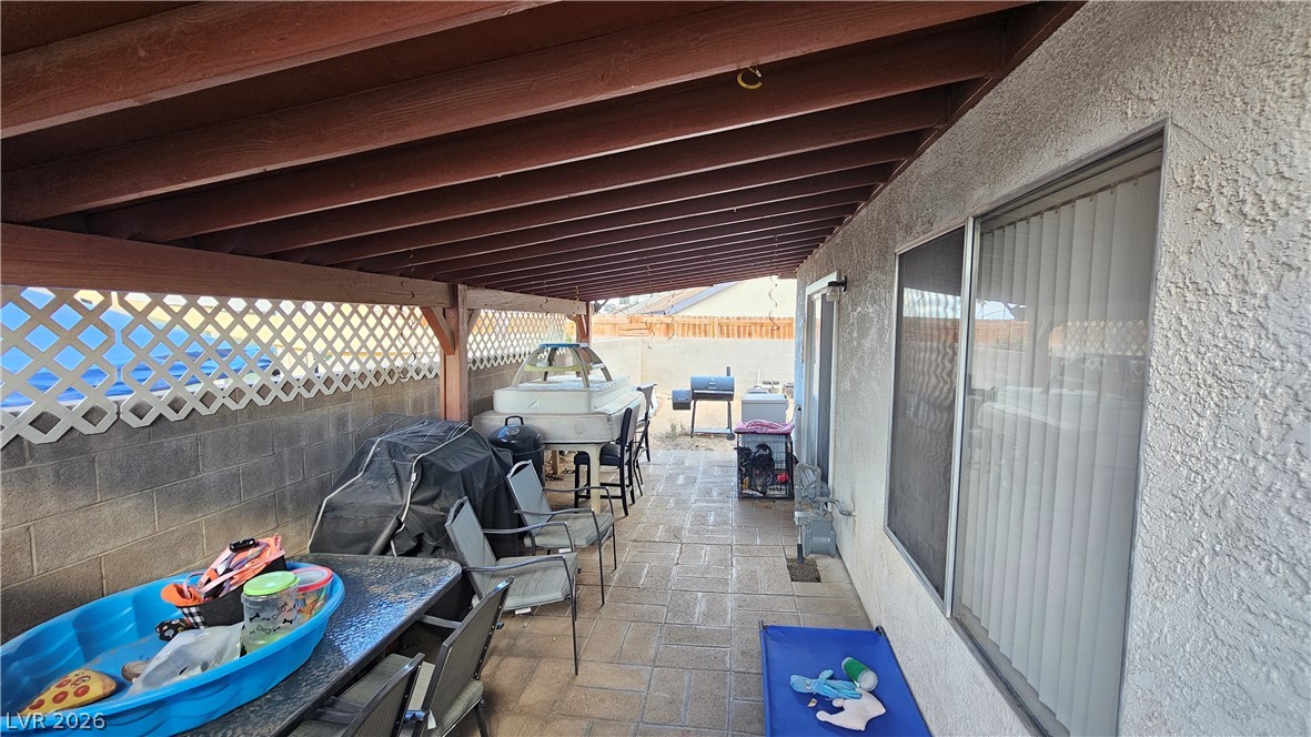 Photo 5 of 4418 Pinegrove Street