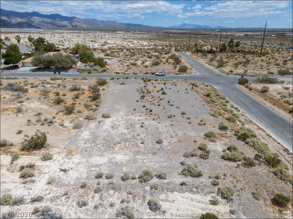 Photo 9 of 10, 2580 S Zuni Avenue