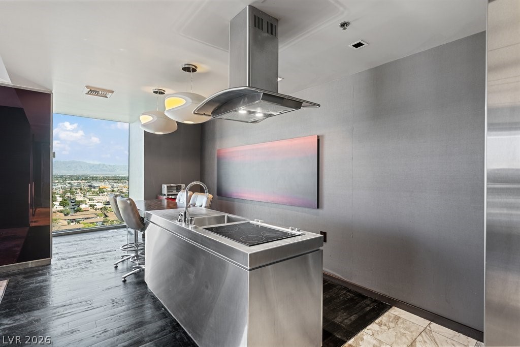 Photo 5 of 4381 W Flamingo Road #23301
