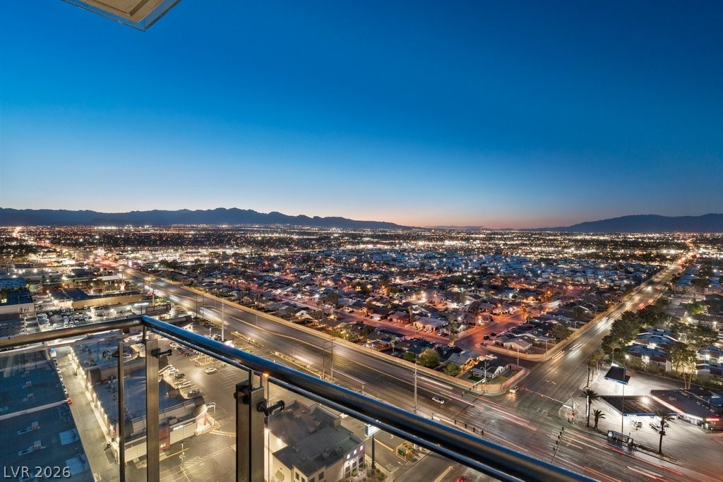Photo 37 of 47, 4381 W Flamingo Road #23301