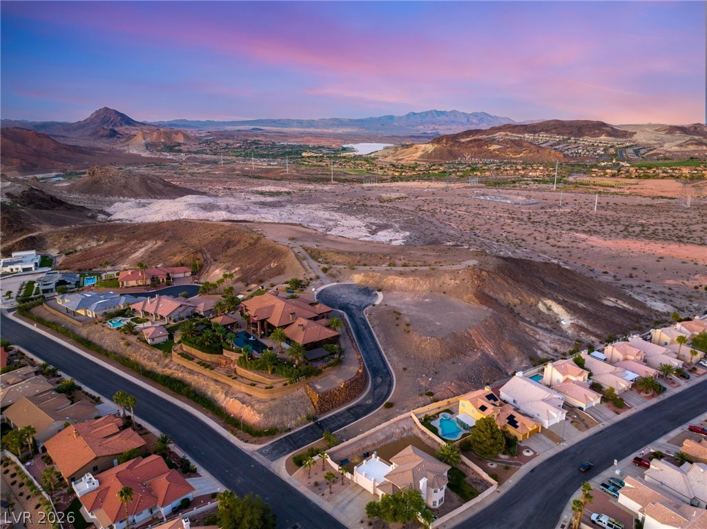 1000 Feather Point Court, Henderson 89011
