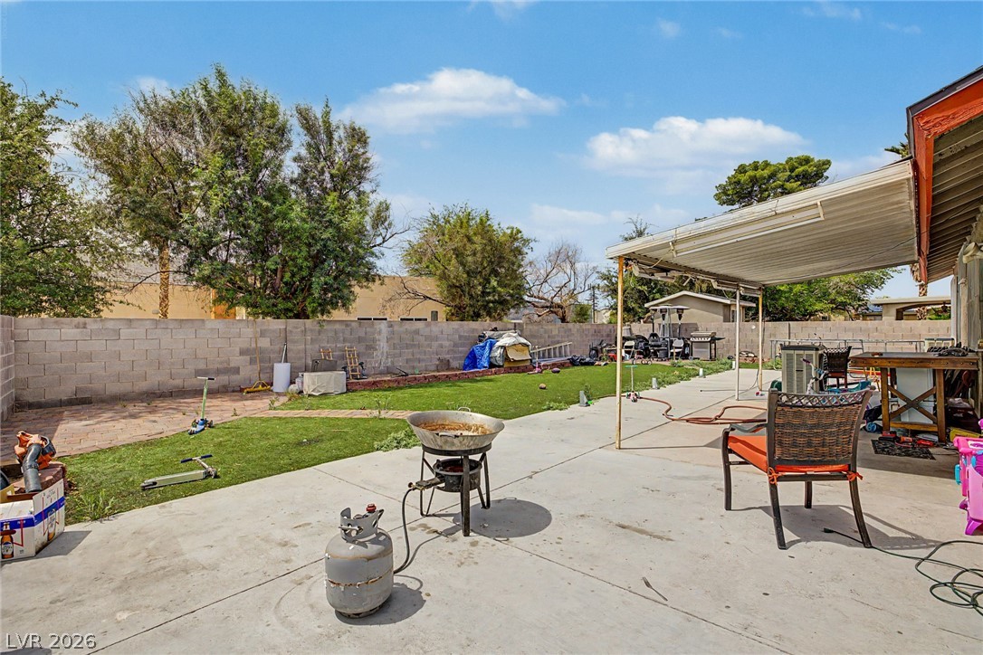 Photo 26 of 26, 4533 Sherrill Avenue