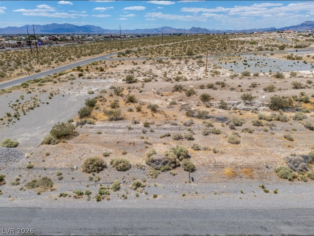 Photo 3 of 2560 S Zuni Avenue