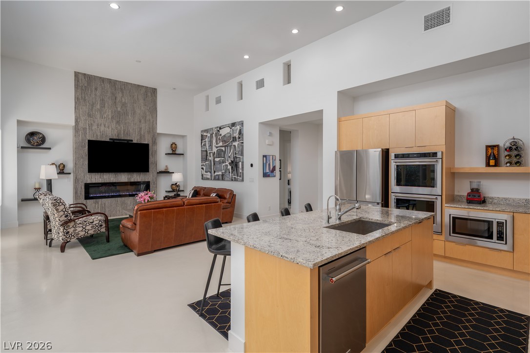 Photo 17 of 73, 6881 Wood Clover Court