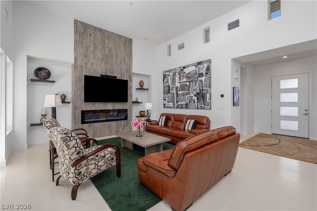 Photo 15 of 73, 6881 Wood Clover Court
