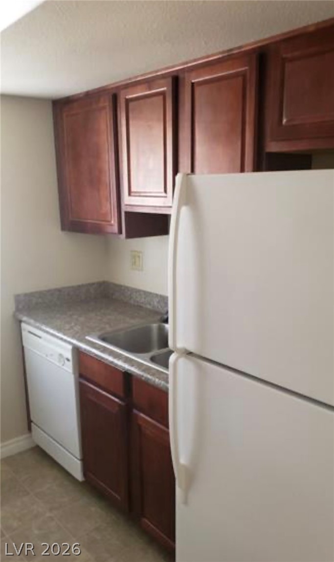 Photo 11 of 29, 5295 Indian River Drive #305