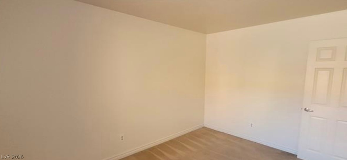 Photo 15 of 29, 5295 Indian River Drive #305