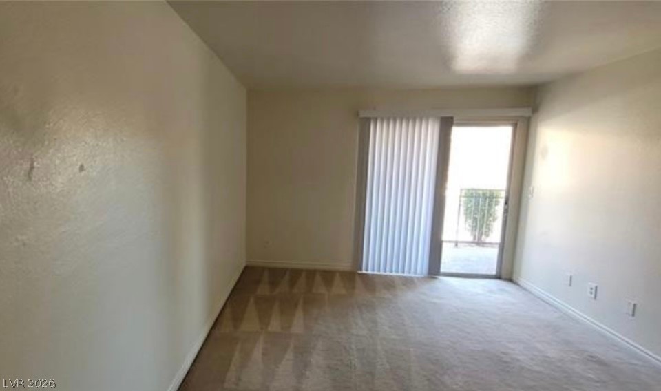 Photo 16 of 29, 5295 Indian River Drive #305