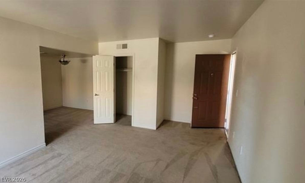 Photo 18 of 29, 5295 Indian River Drive #305