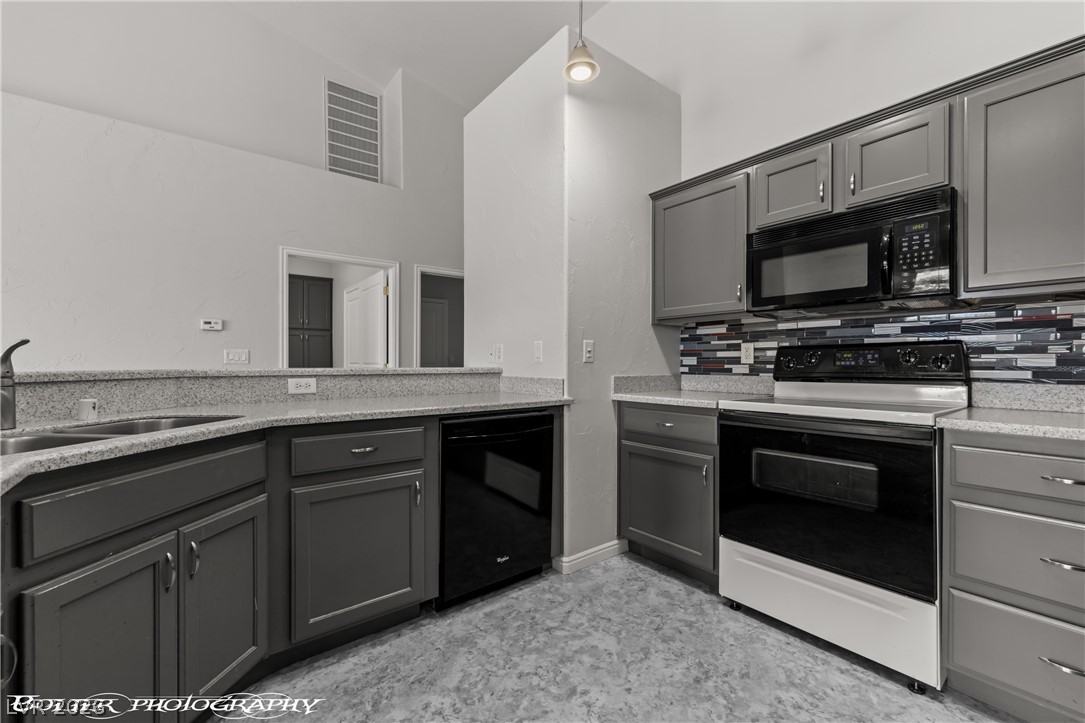 Photo 19 of 68, 1186 Mohave Drive
