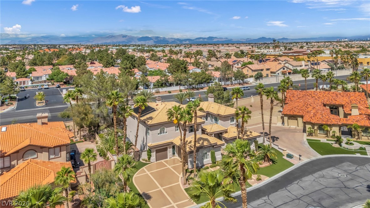 8798 Big Bluff Avenue, Las Vegas 89148