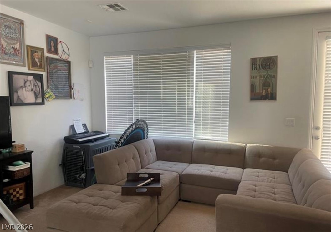 Photo 6 of 17, 10225 Headrick Drive
