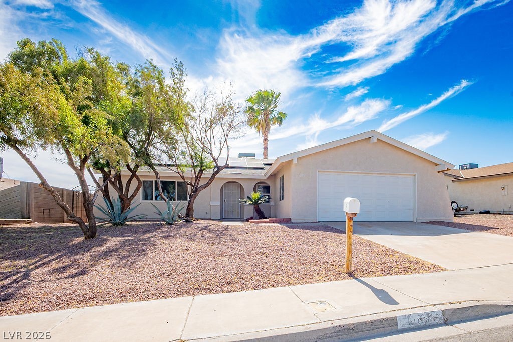 620 Hidden Valley Drive, Henderson 89002