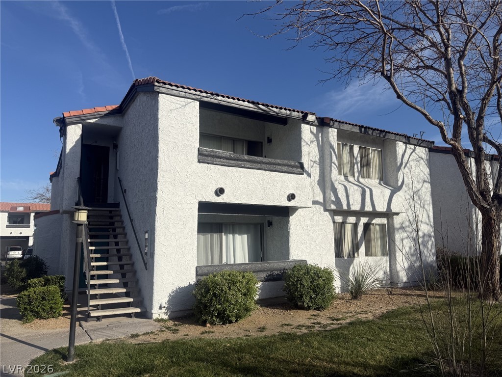 Photo 2 of 1455 E Katie Avenue #L23