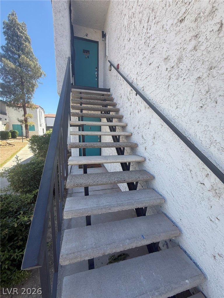 Photo 3 of 1455 E Katie Avenue #L23