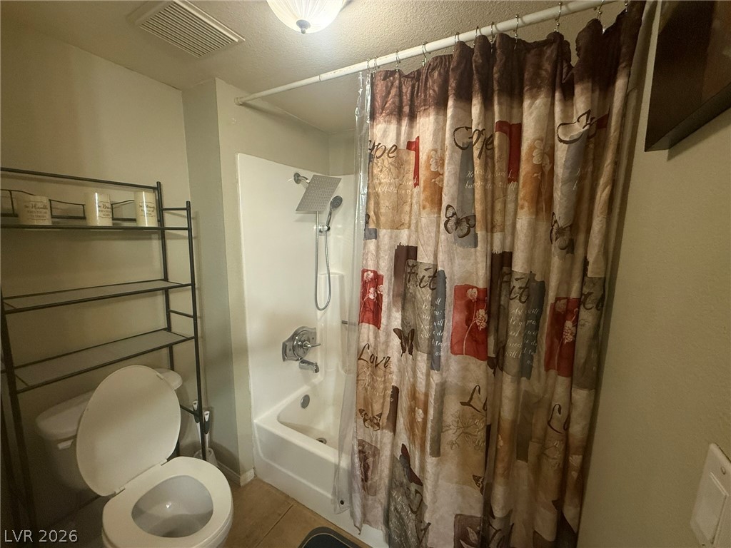 Photo 15 of 36, 1455 E Katie Avenue #L23