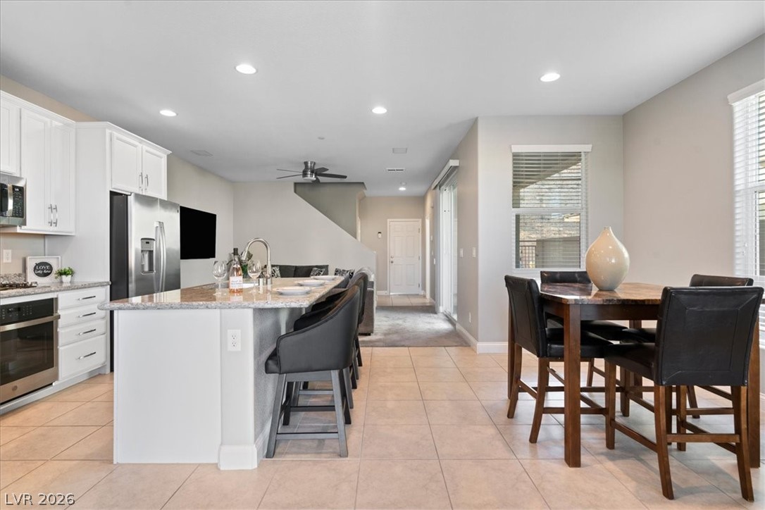 Photo 2 of 40 Kimberlite Drive