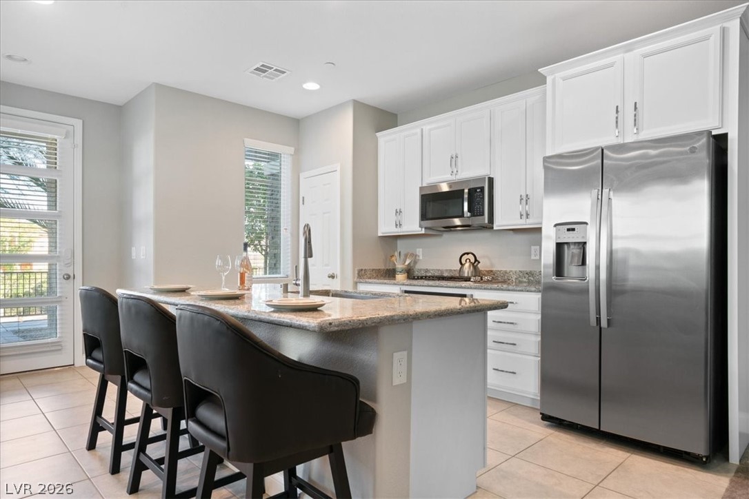 Photo 3 of 40 Kimberlite Drive