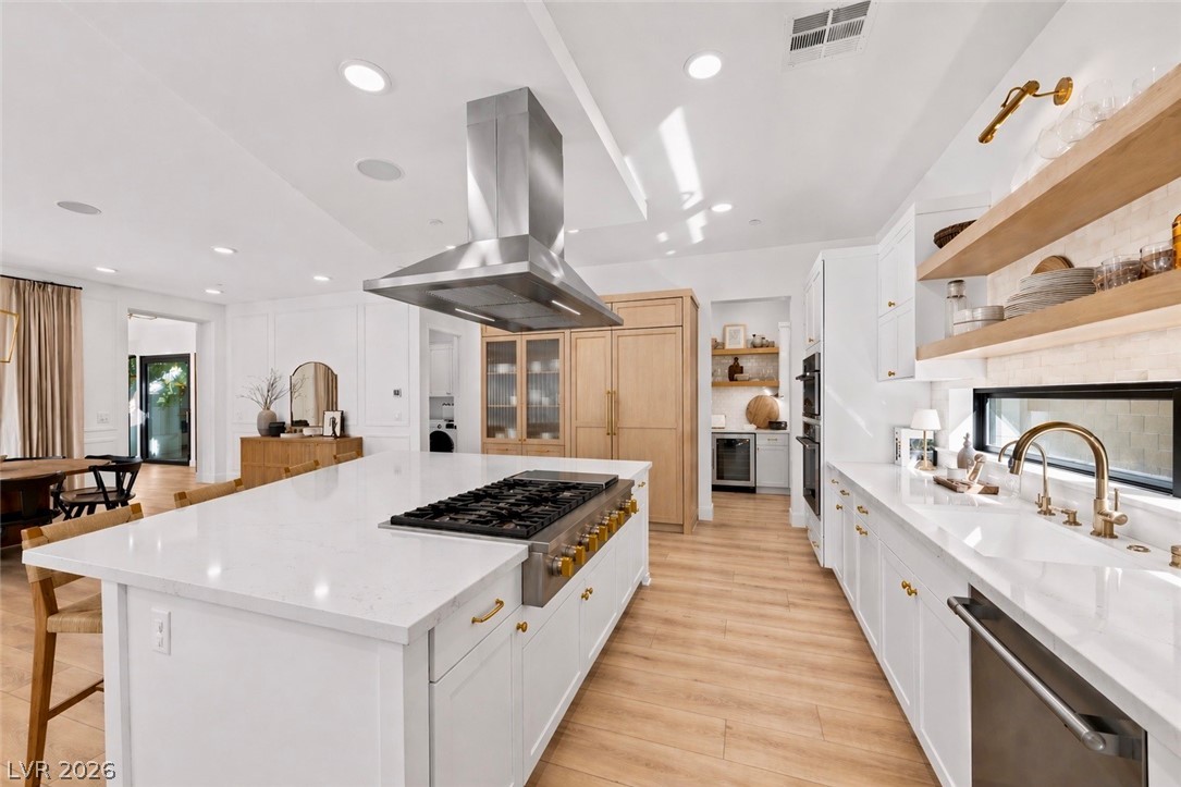 Photo 14 of 64, 779 Bolide Street