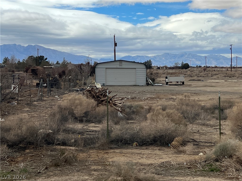 Photo 2 of 5080 S Sunland Avenue