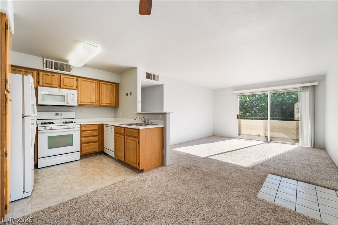 Photo 4 of 5710 E Tropicana Avenue #2148