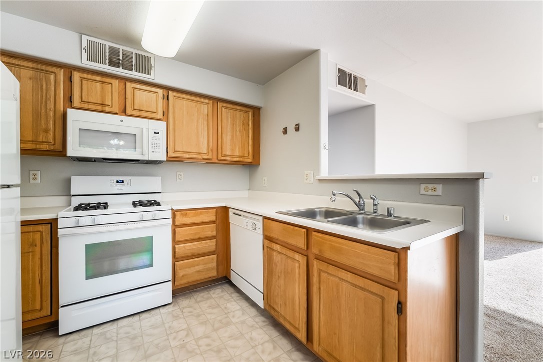 Photo 5 of 5710 E Tropicana Avenue #2148