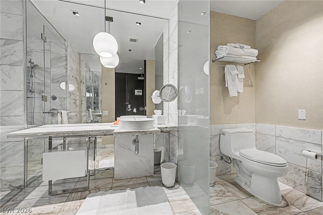 Photo 18 of 35, 4381 W Flamingo Road #36304