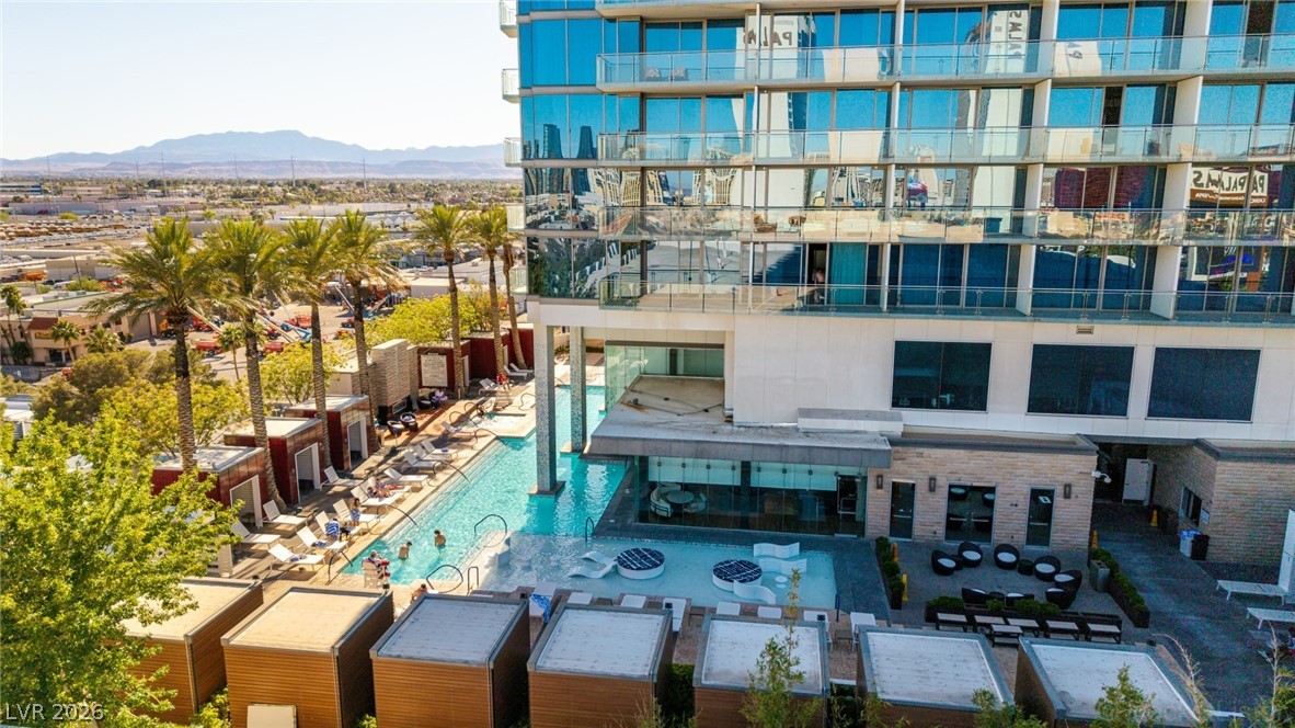 Photo 2 of 4381 W Flamingo Road #36304