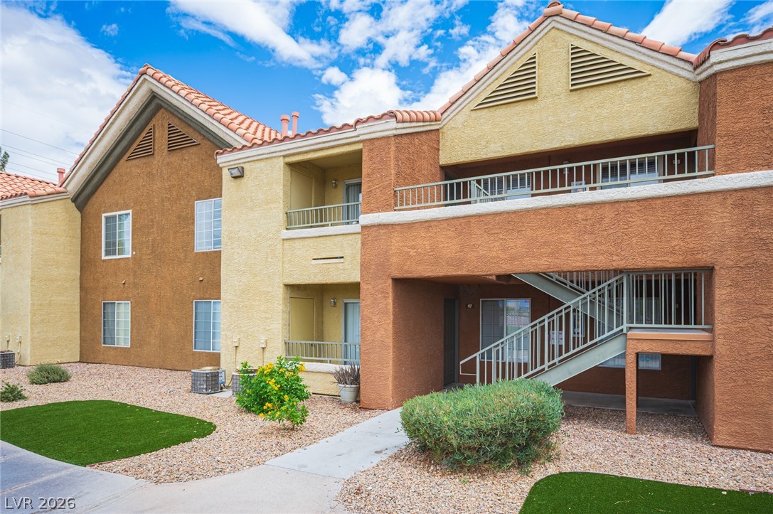 Photo 2 of 2120 Ramrod Avenue #927
