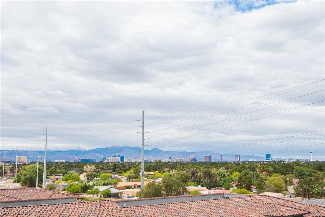 Photo 10 of 50, 2120 Ramrod Avenue #927