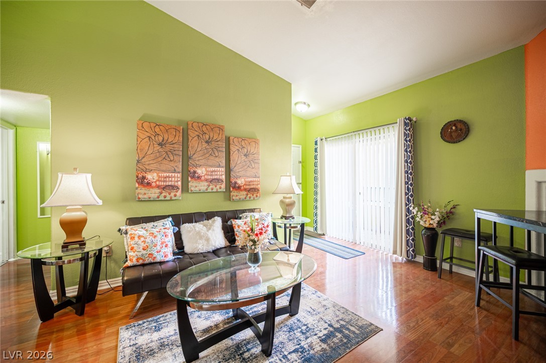 Photo 17 of 50, 2120 Ramrod Avenue #927