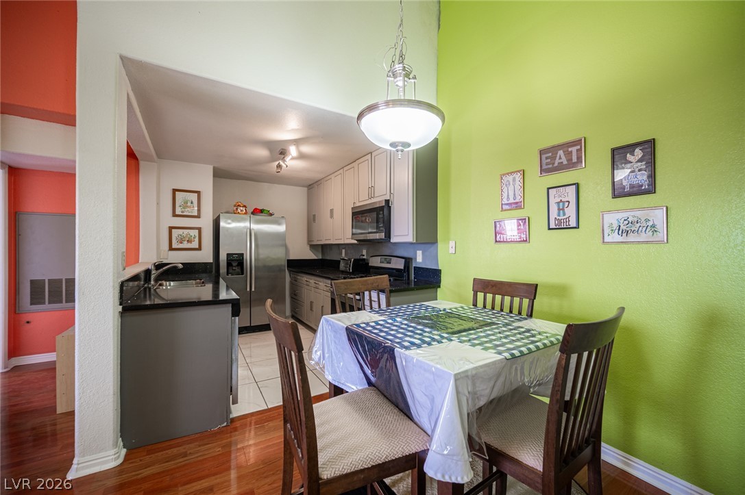 Photo 21 of 50, 2120 Ramrod Avenue #927