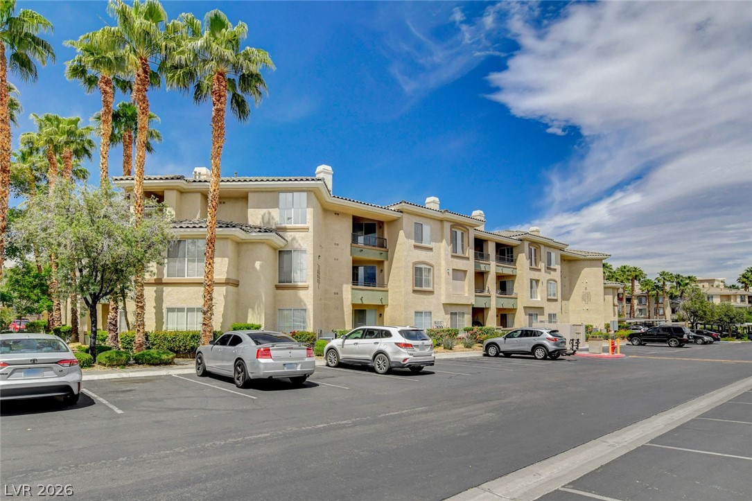 7143 S Durango Drive #307, Las Vegas