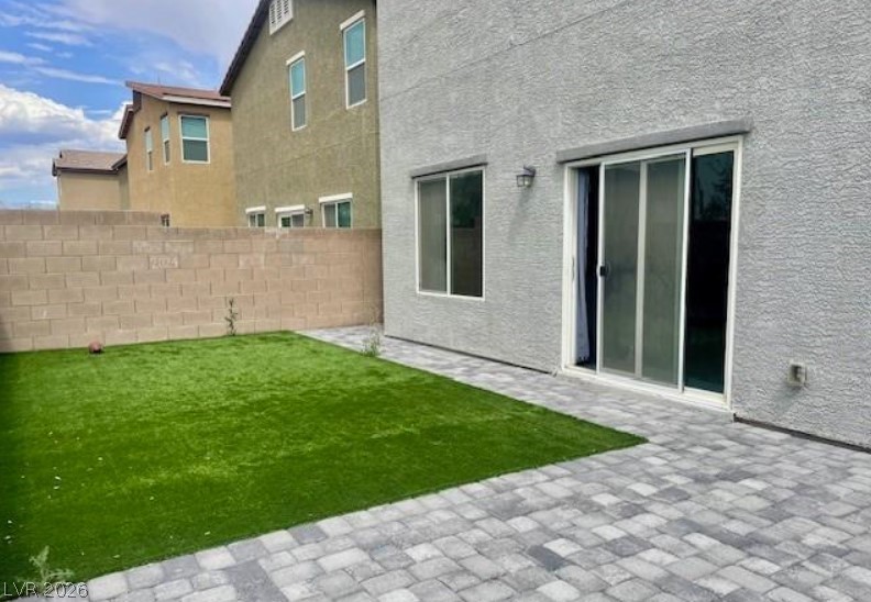 Photo 7 of 8, 941 Twincrest Avenue