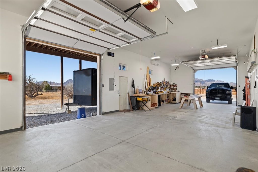 Photo 40 of 81, 2590 Luke Street