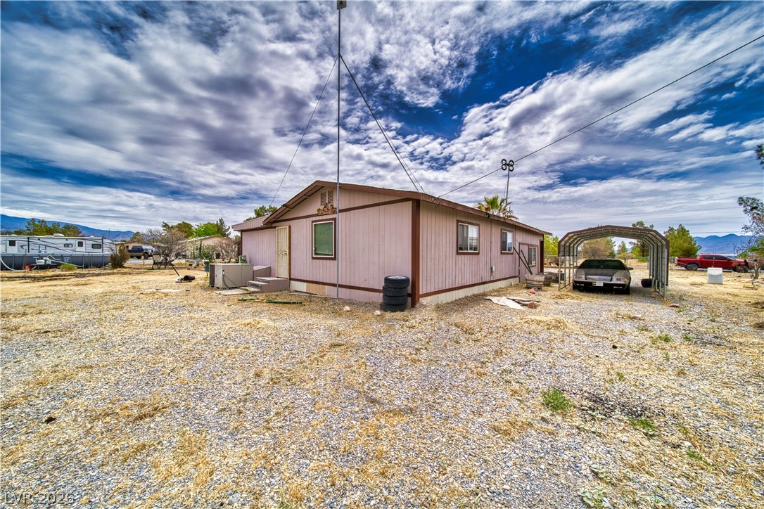 Photo 5 of 1610 W Vondell Drive