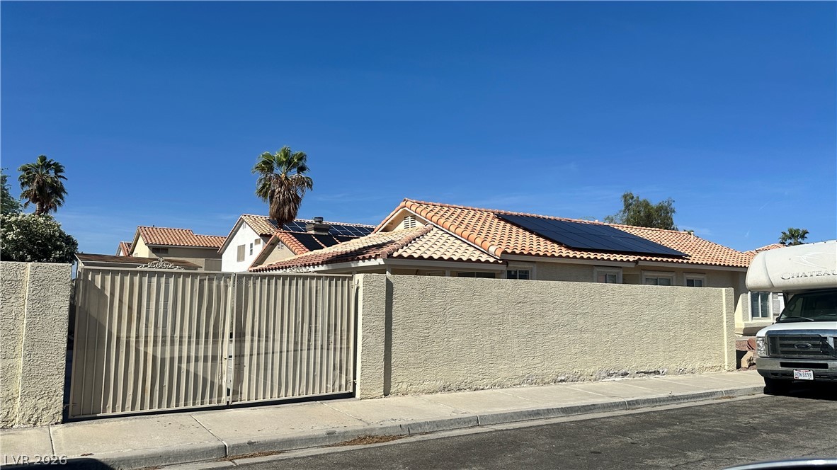 Photo 3 of 1001 Transom Drive